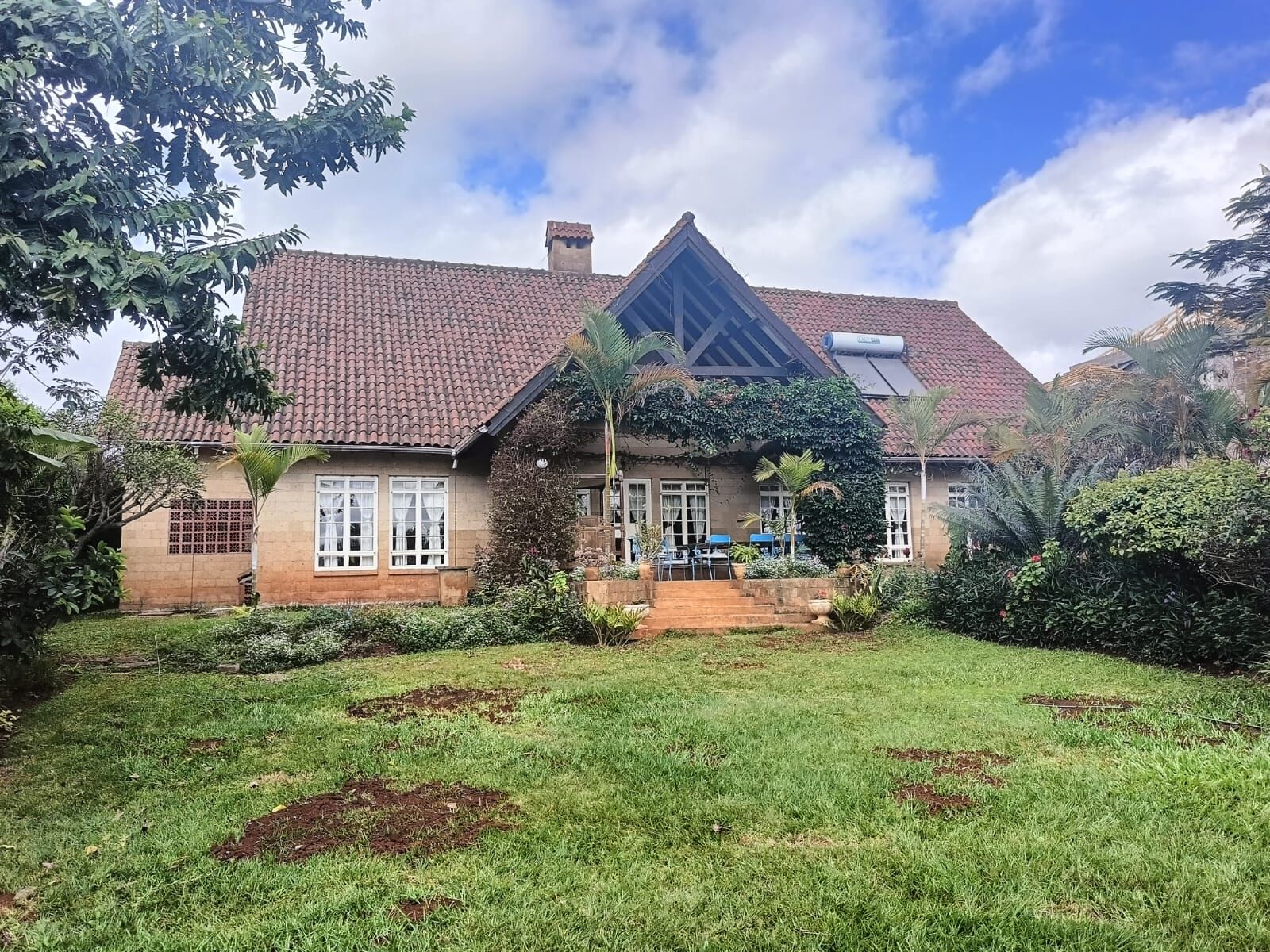 4br Furnished House, Runda
